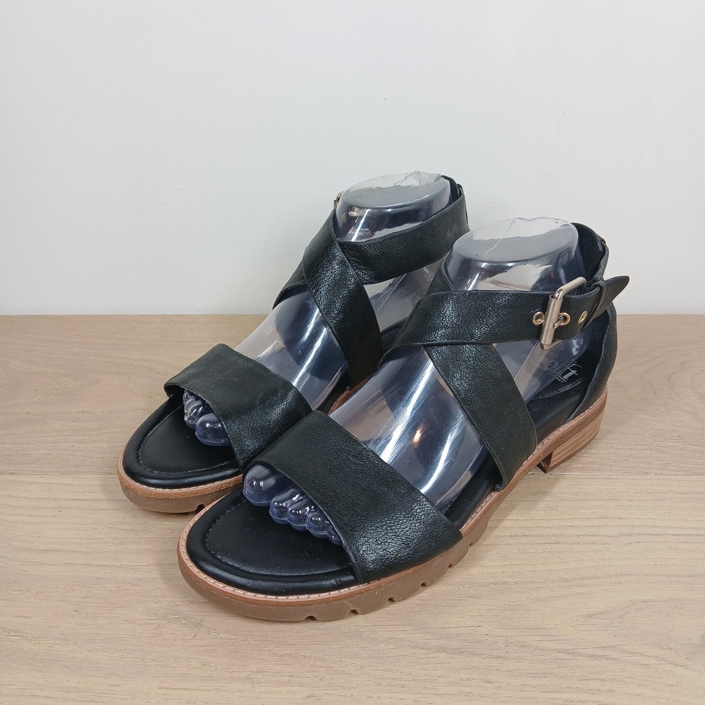 Sofft Sandals Women 8.5M Black Leather Ankle Strap Block Heel Minimalist